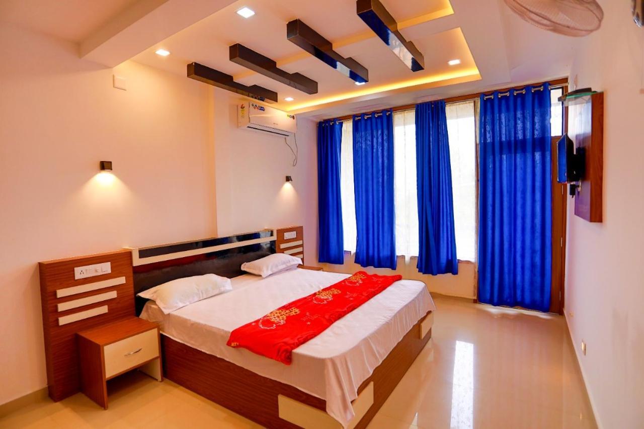 Dakshinakasi Guest House Thirunelly Exterior foto